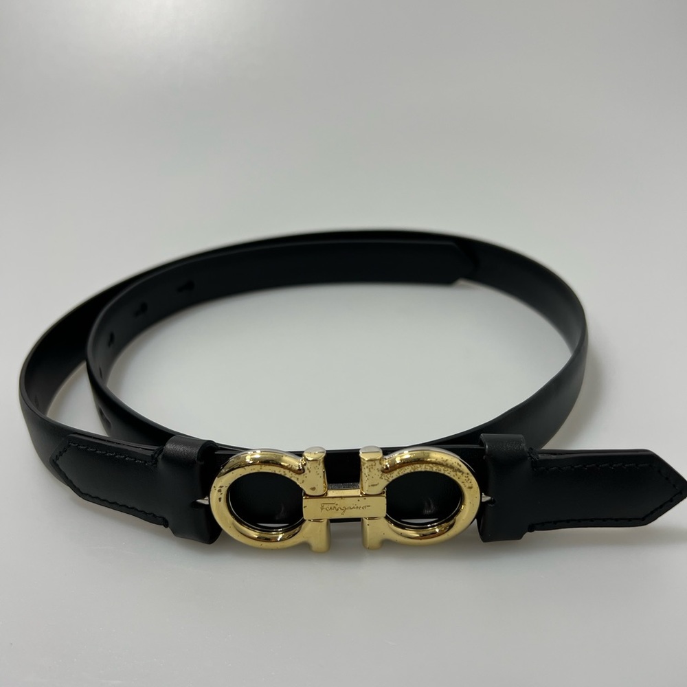 Salvatore Ferragamo Gancini Buckle Belt Black Gold Women’s 75/30 - Picture 1 of 6